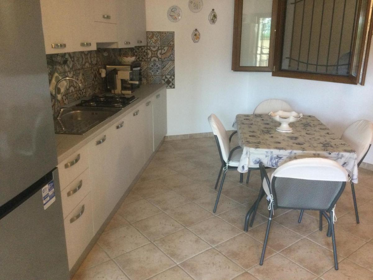 Villa Edo Cala Liberotto Exteriör bild