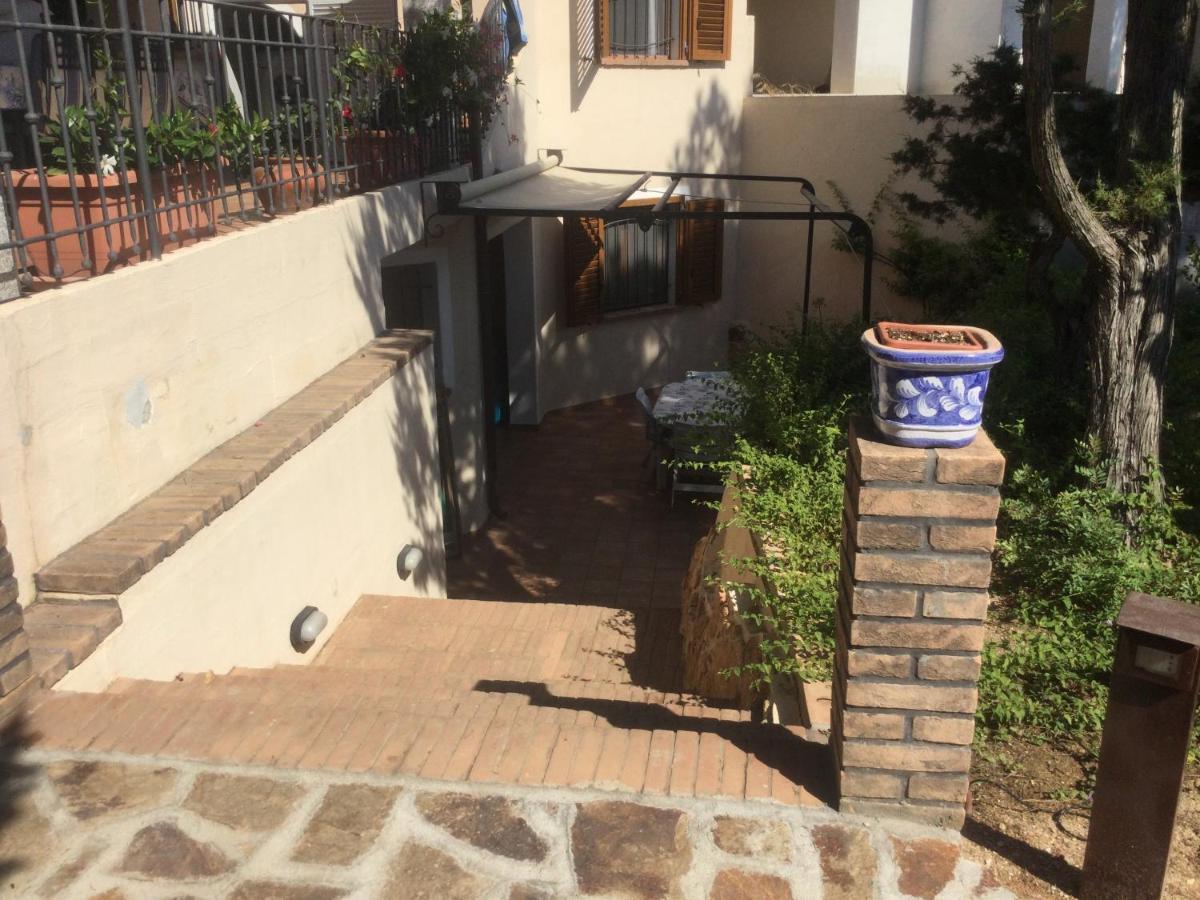 Villa Edo Cala Liberotto Exteriör bild