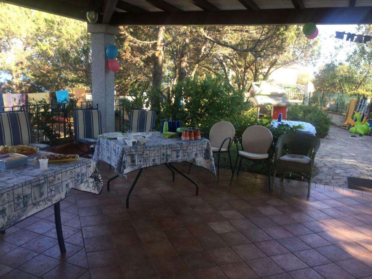 Villa Edo Cala Liberotto Exteriör bild
