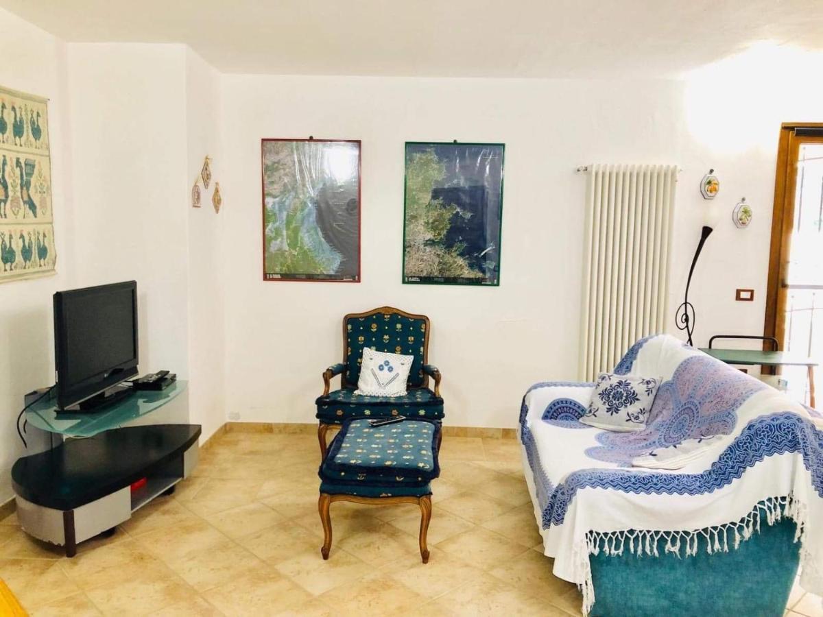 Villa Edo Cala Liberotto Exteriör bild